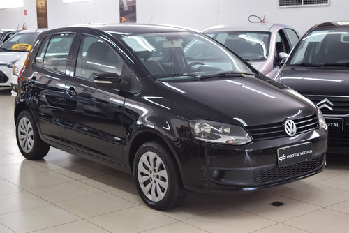 Volkswagen Fox 1.0 Mi Trend 8v Flex 4p Manual
