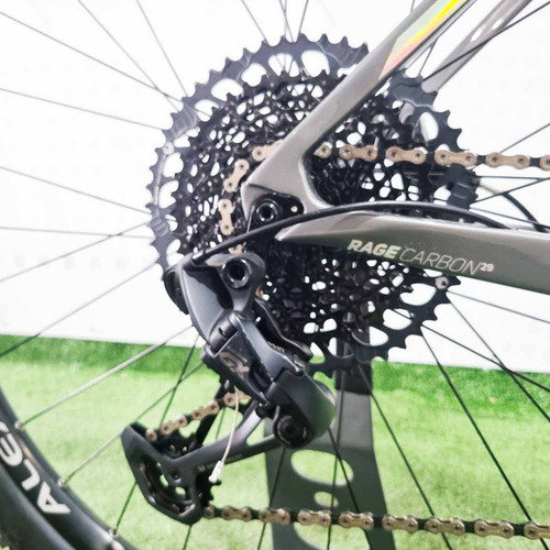 Bicicleta Aro 29 Rava Rage Carbon 12v Sram Tam. 19 Cinza