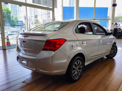 Chevrolet Joy Plus Black 1.0