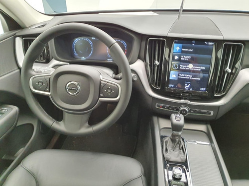 Volvo New Xc60 T5 Momentum Aut 4x4 2021 Jnt724