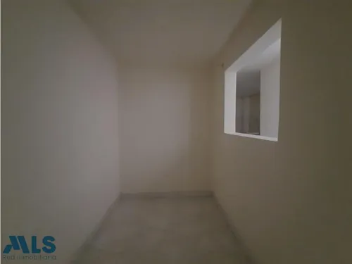 Buena Ubicación(mls#253704)