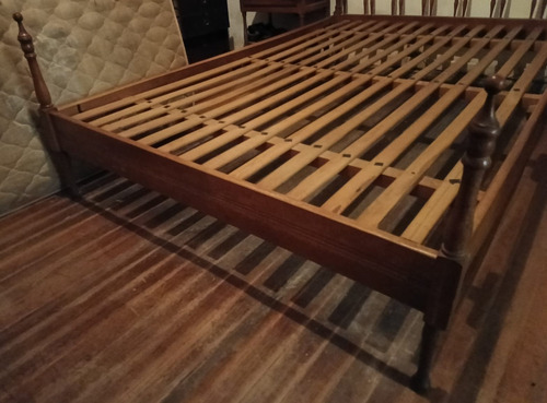 Cama 2 Plazas Matrimonial Antigua De Madera Marrón 130x200 Marrón Antiguo Clásico (Usado)