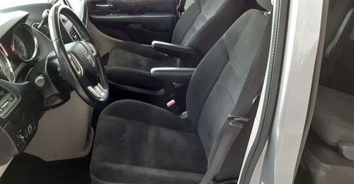 Imagen 9 de 15 de Dodge Grand Caravan 2018 3.6 Sxt At