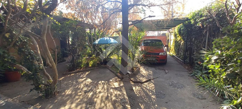 Casa En Venta De 3 Dorm. En La Reina