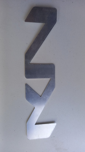 Emblema Nuevo De Facia Delantera Para Kia Rio 20-23 (Usado)
