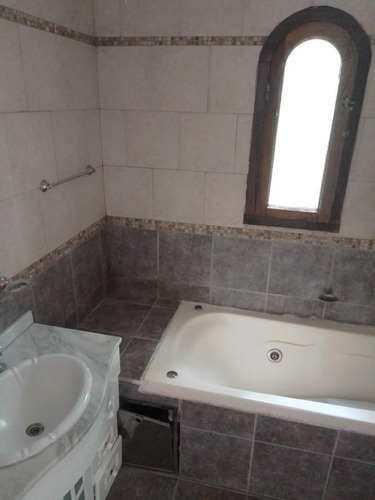 Imagen 18 de 27 de Casa - Echeverria Del Lago - Canning - Country