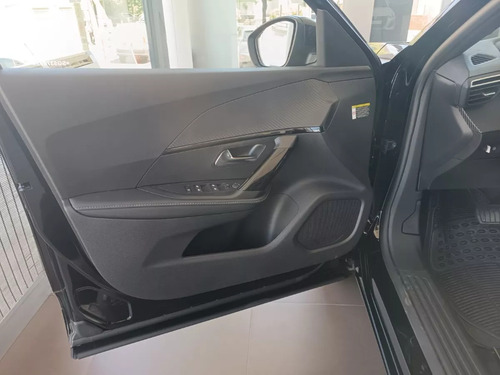 Peugeot 2008 1.0T Allure