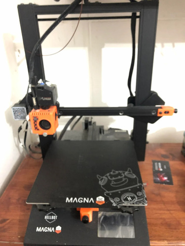 Impresora 3d Hellbot Magna Se Pro + Kit Upgrade Y Accesorios Negro (Usado)