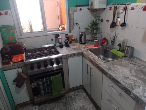 Imagen 1 de 7 de Departamento En Venta En San Justo 2 Amb Con Patio Zona Facultad