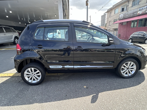 Volkswagen Fox 1.6 MSI TOTAL FLEX CONNECT 4P I-MOTION