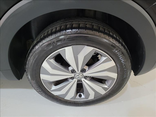 Imagem 3 de 7 de Volkswagen T-cross 1.0 200 Tsi Confortline Flex Automático