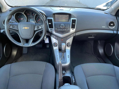 Imagem 5 de 9 de Chevrolet Cruze 1.8 Lt Automático