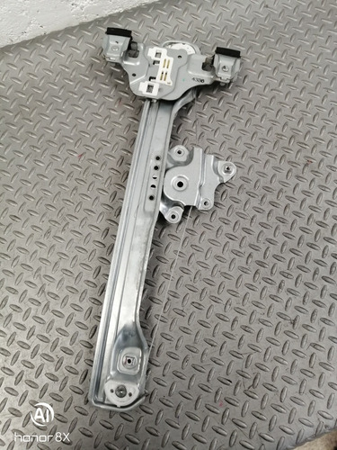 Mecanismo Elevador Tras Der Chevrolet Trax 4x2 1.8 Std 12/16 (Usado)