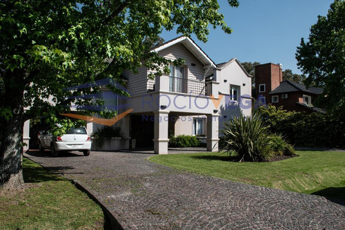 Imagen 16 de 17 de Casa En Venta En Barrio Cerrado Santa Ana-