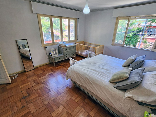Venta Casa Providencia 5d+4b+2est+1bod 263m2 Barrio Tranquil