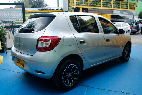 Renault Sandero 1.6 Authentique / Life