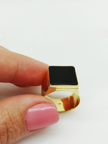 Anel Comendador Em Ouro 18kl/750 Com Pedra Onix Natural