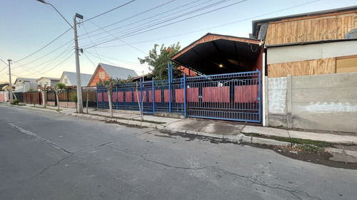 Casa En Venta De 4 Dorm. En San Bernardo