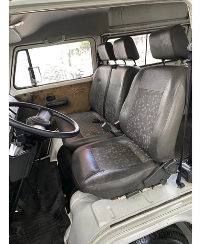 Volkswagen Kombi 1.6 MI STD 8V GASOLINA 3P MANUAL