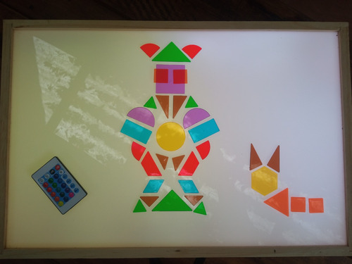 Caja De Luz Sensorial Ingeniacrea Regio Emilia 40x60+figuras