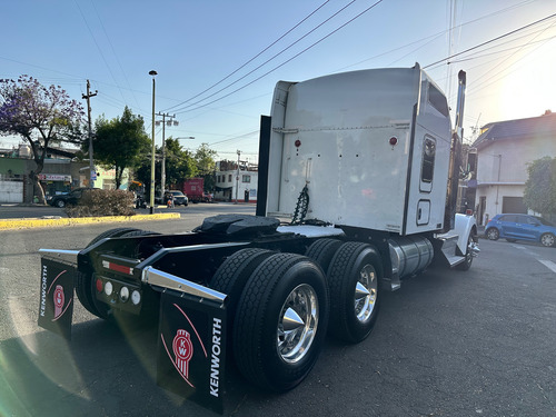 2016 Kenworth W900 Studio Sleeper Motor Cummins Isx15