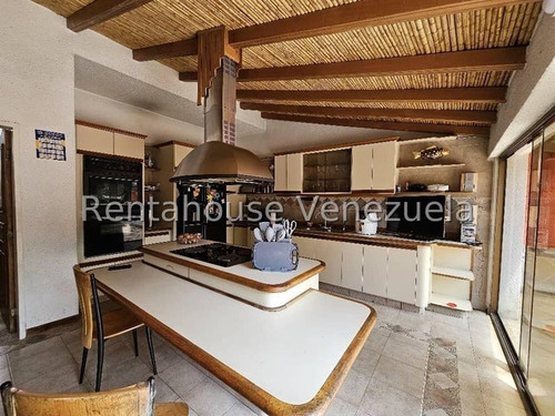 Vendo Casa En Urbanización El Castaño, Código 25-6576 Cm Leer Descripción
