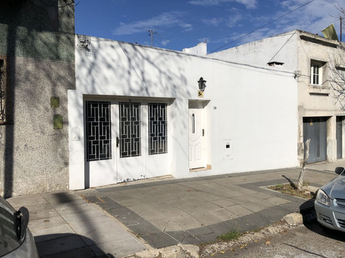 Casa En Venta En Mataderos