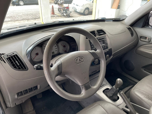 Imagem 5 de 6 de Chery Tiggo 2.0 2012