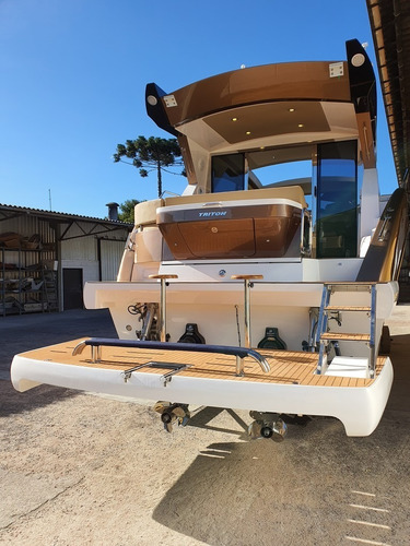 Imagem 2 de 15 de Lancha Triton 47 Pés Ht Ñ Intermarine Phantom 400 Sessa