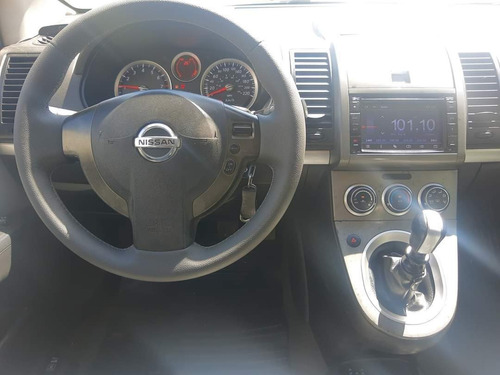 Imagem 7 de 15 de Nissan Sentra 2011 2.0 Flex 4p