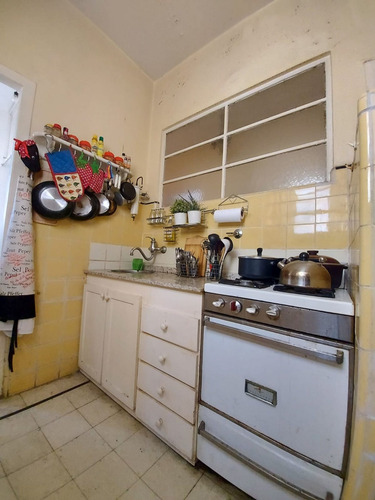 Imagen 10 de 25 de Venta De Hermoso Departamento 3 Amb Y Dependencia