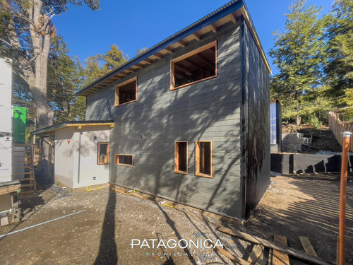 Venta Casa Vista Al Lago - 3 Dorm, 132m2 Cubiertos. Villa Correntoso, Villa La Angostura