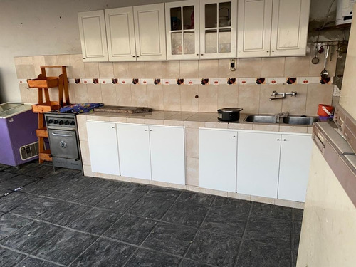 Imagen 13 de 16 de Permuta - Excelente Casa De 4 Ambientes En Venta - Moron
