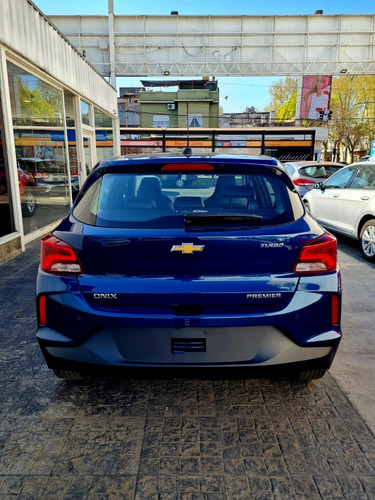Imagen 5 de 24 de Nuevo Chevrolet Onix Premier 2023 Automatico 1.0t 0km Smart6