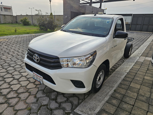 Toyota Hilux 2.7 Chasis Cabina Mt