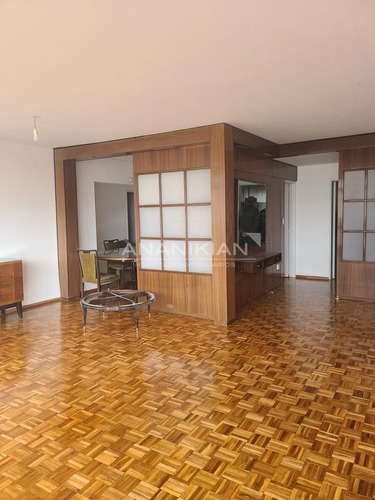 Apartamento En Venta Pocitos Nuevo, Proximo A La Rambla