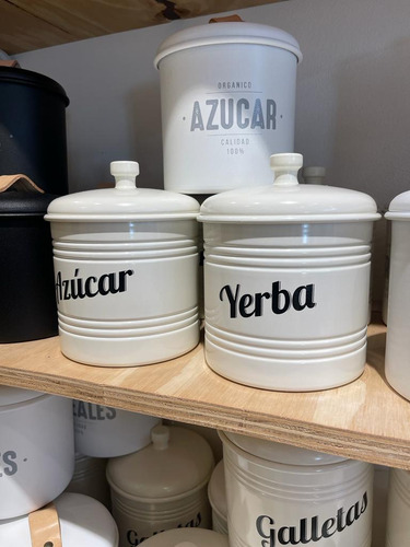 Imagen 5 de 5 de Tarro Yerba O Azúcar Aluminio Enlozado Cierre Hermético 1.8l