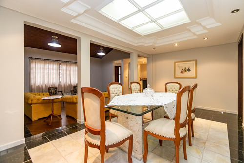 Imagem 4 de 30 de Residência Com 4 Dormitórios À Venda Com 365m² Por R$ 1.190.000,00 No Bairro Boa Vista - Curitiba / Pr - Mt692-rs