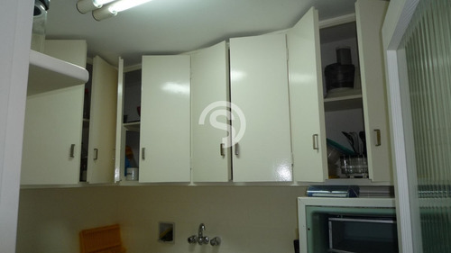 Apartamento En Peninsula, 2 Dormitorios *- Ref: 3394