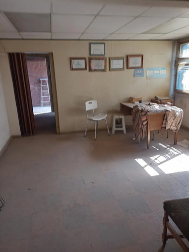 Residencial Y Bodega Con Flujo Inmediato  Ñuñoa