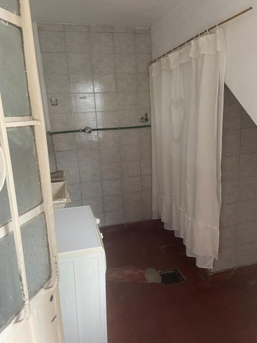 Imagen 9 de 11 de Casa En Venta De 2 Dormitorios C/ Cochera En Quilmes