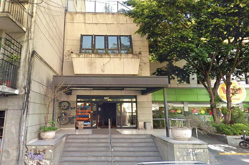 Imagen 1 de 12 de Edificio Desarrollado En Subsuelo, Planta Baja Y 2 Pisos | Reservado