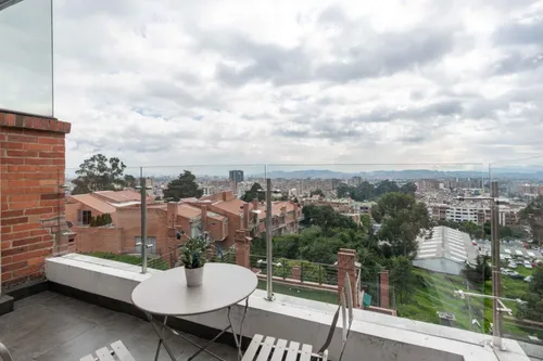 Apartamento En Venta En Bosque De Pinos. Cod V2955