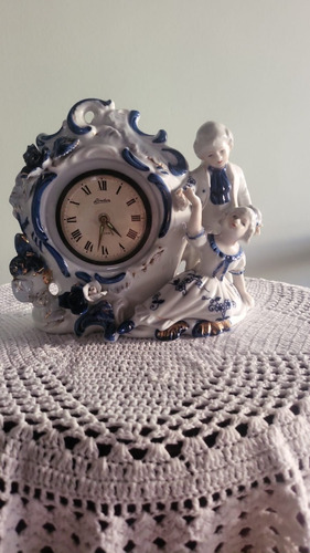 Reloj Vintaje Despertador De Cuerda Porcelana Genuino 