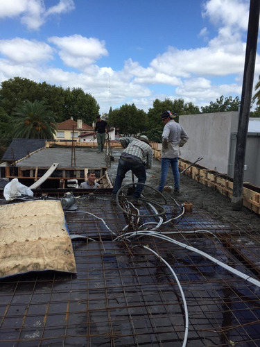 Imagen 5 de 10 de Construcción Casas Llave En Mano U$d 750 X M2 - Arquitectos