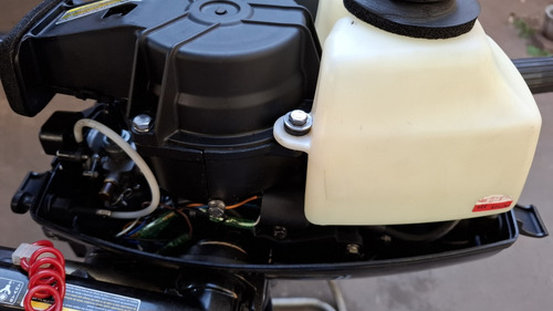 Vendo Motor De Popa Toyama 3,6hp