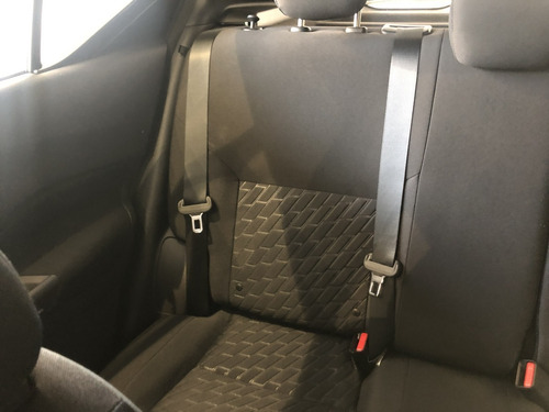 Imagen 14 de 25 de Nissan Kicks 2023 1.6 Sense 120cv