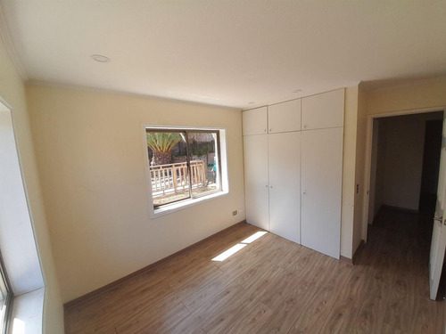 Casa En Arriendo De 4 Dorm. En Quintero