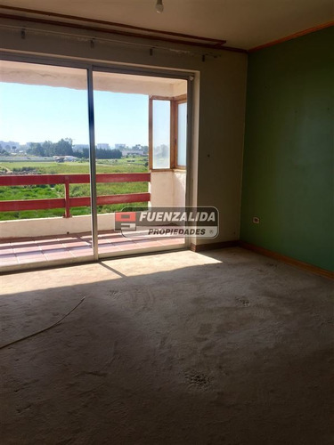 Departamento En Venta De 3 Dormitorios En La Serena