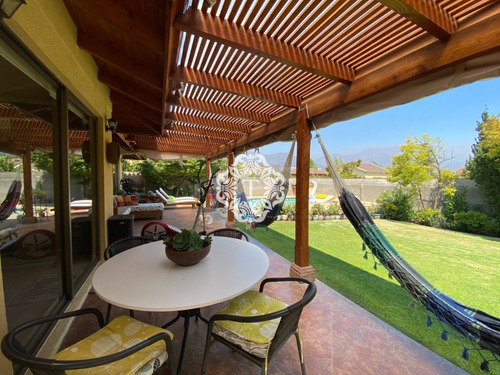 Remodelada, 6d/6b, Gran Jardín, Quincho.